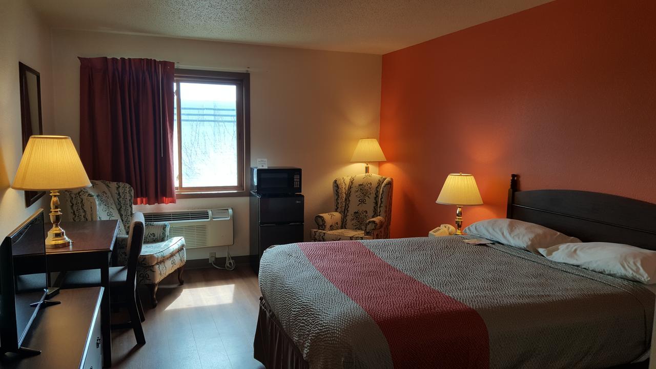 Motel 6-Saukville, Wi Eksteriør billede