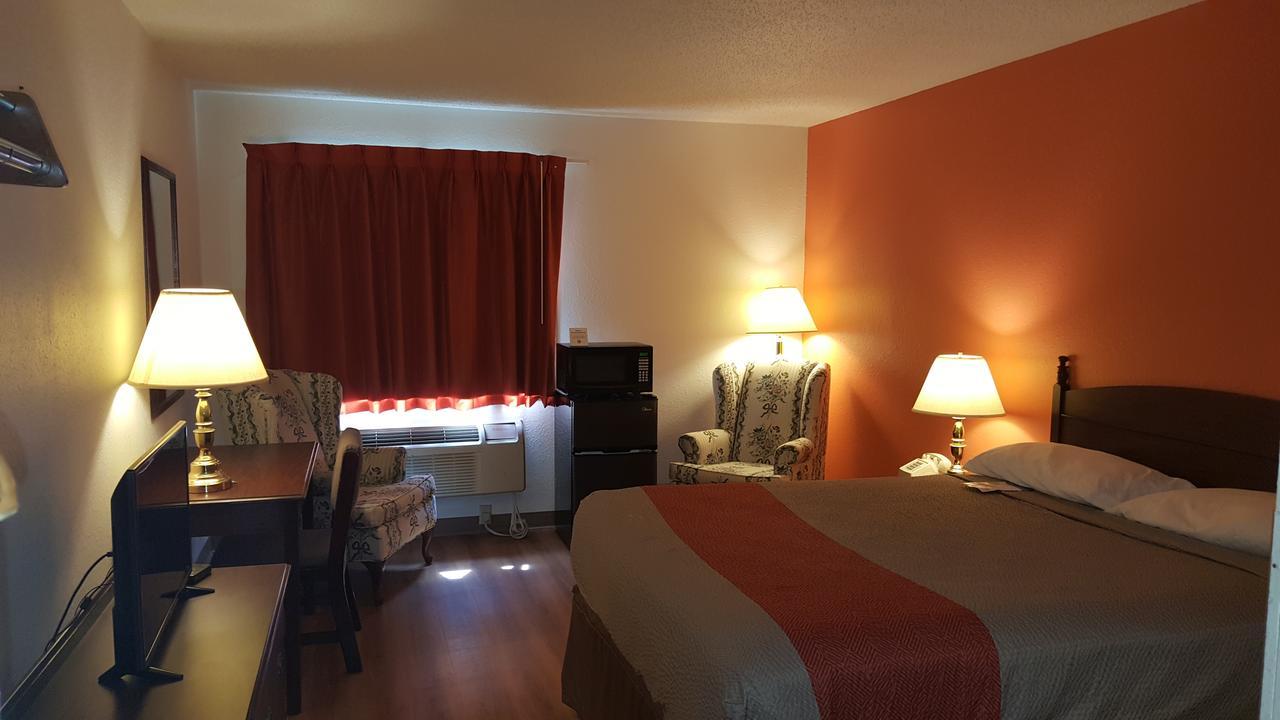 Motel 6-Saukville, Wi Eksteriør billede