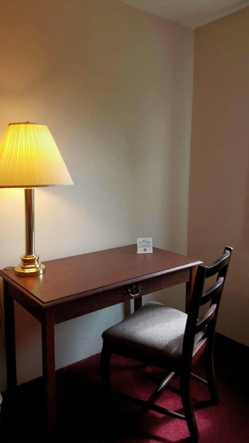 Motel 6-Saukville, Wi Eksteriør billede