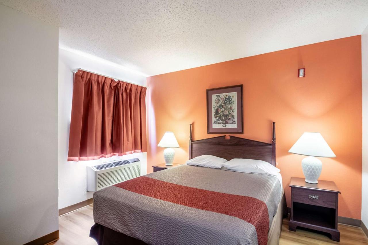 Motel 6-Saukville, Wi Eksteriør billede